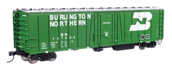 Walthers 50' AAR Mechanical Refrigerator Car -- Burlington Northern #747098 (910-3780)
