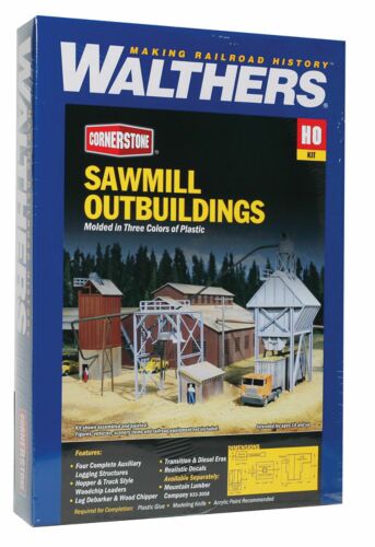 Walthers Sawmill Outbuildings -- Kit (933-3144)