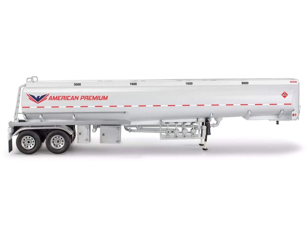 Revell Fruehauf 1:32 Semi Tanker Trailer Plastic Model Kit (RMX14536)