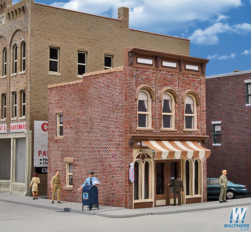 Walthers Vic's Barber Shop (933-3471)