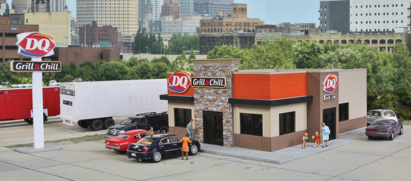 Walthers DQ Grill & Chill(R) -- Kit (933-3485)