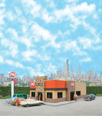 Walthers DQ Grill & Chill (933-3846)