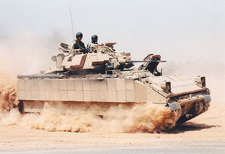 Dragon M2A2 Bradley W/ERA 1-72 (DML7415)