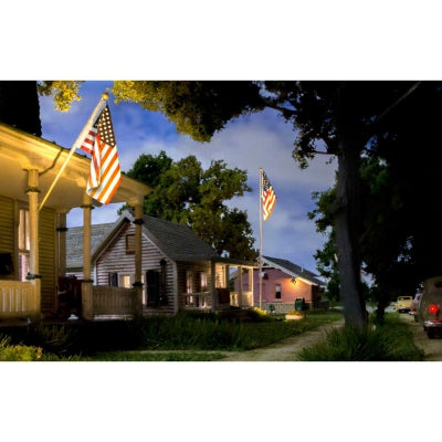 Woodland Scenics Large US Flag Pole (WOOJP5952)