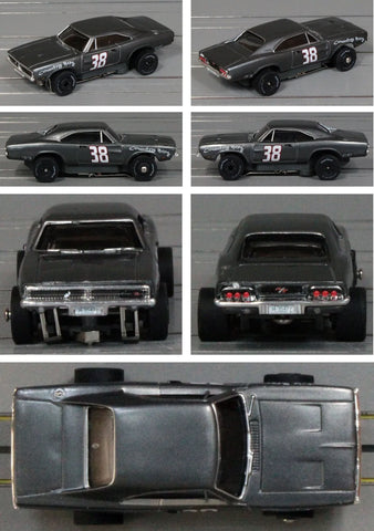 Auto World ThunderJet SC416 Thunder Road 1969 Dodge Charger R/T – Gunmetal/White #38 #2B  “Country Boy” – Clean