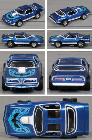Auto World SC410 Xtraction 1977 Pontiac Firebird T/A – Metallic Blue/White/Light Blue #3A