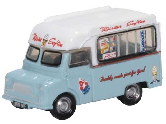 Oxford Diecast Bedford Ice Cream Van - Assembled -- Mr. Softee (white, light blue, red) (553-NCA021)