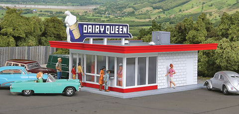 Walthers Vintage Dairy Queen(R)   (933-3484)