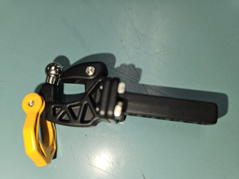 Hamilton Hobbies RC TRAILER HOOK - COMES IN EITHER YELOW OR RED  (HAMFSA098)