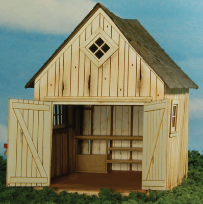 Dilapidated Wooden Shed (292-39084)