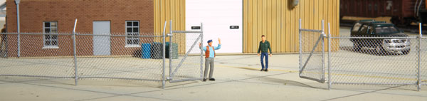 Walthers Chain Link Fence (Scale Model)  (933-3125)