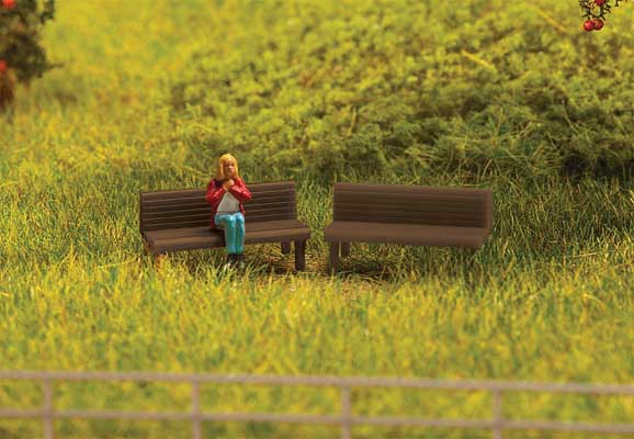Walthers Benches    (949-4146)