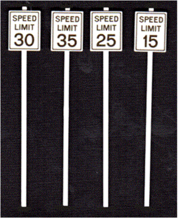 Tichy  ASSORTED ROAD SIGNS 40pcs, O Scale (TIC2069)