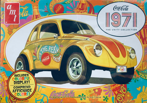 AMT 1:25 Volkswagen Superbug 1971 Plastic Model Kit  (AMT1284M)